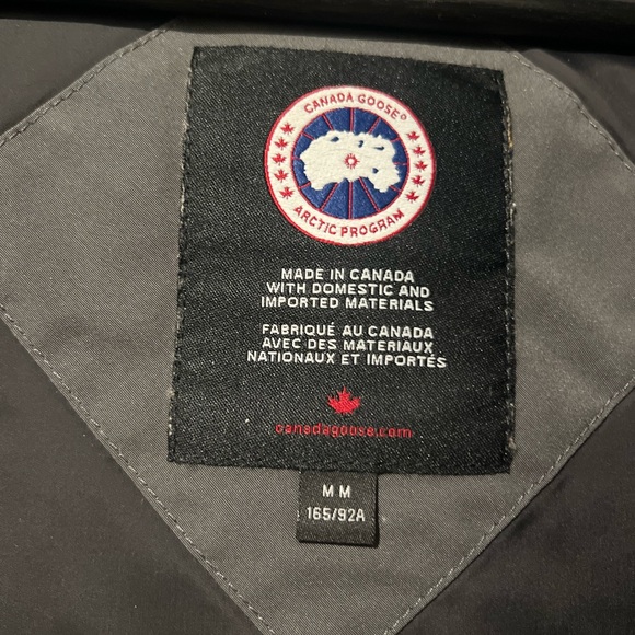 Canada Goose Chelsea Down Parka in Charcoal - Picture 10 of 15